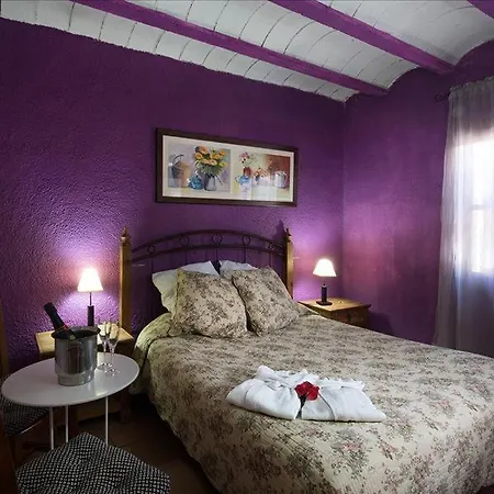 Sleeps 26 Pool Villa Albinyana