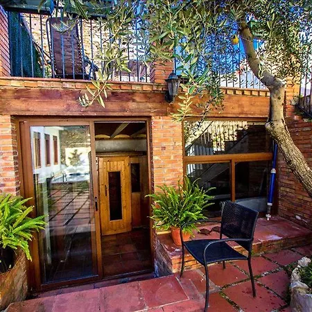 Sleeps 26 Pool
